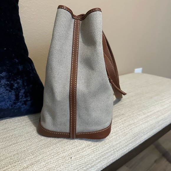 Dooney And Bourke Tote, EUC - Picture 6 of 13